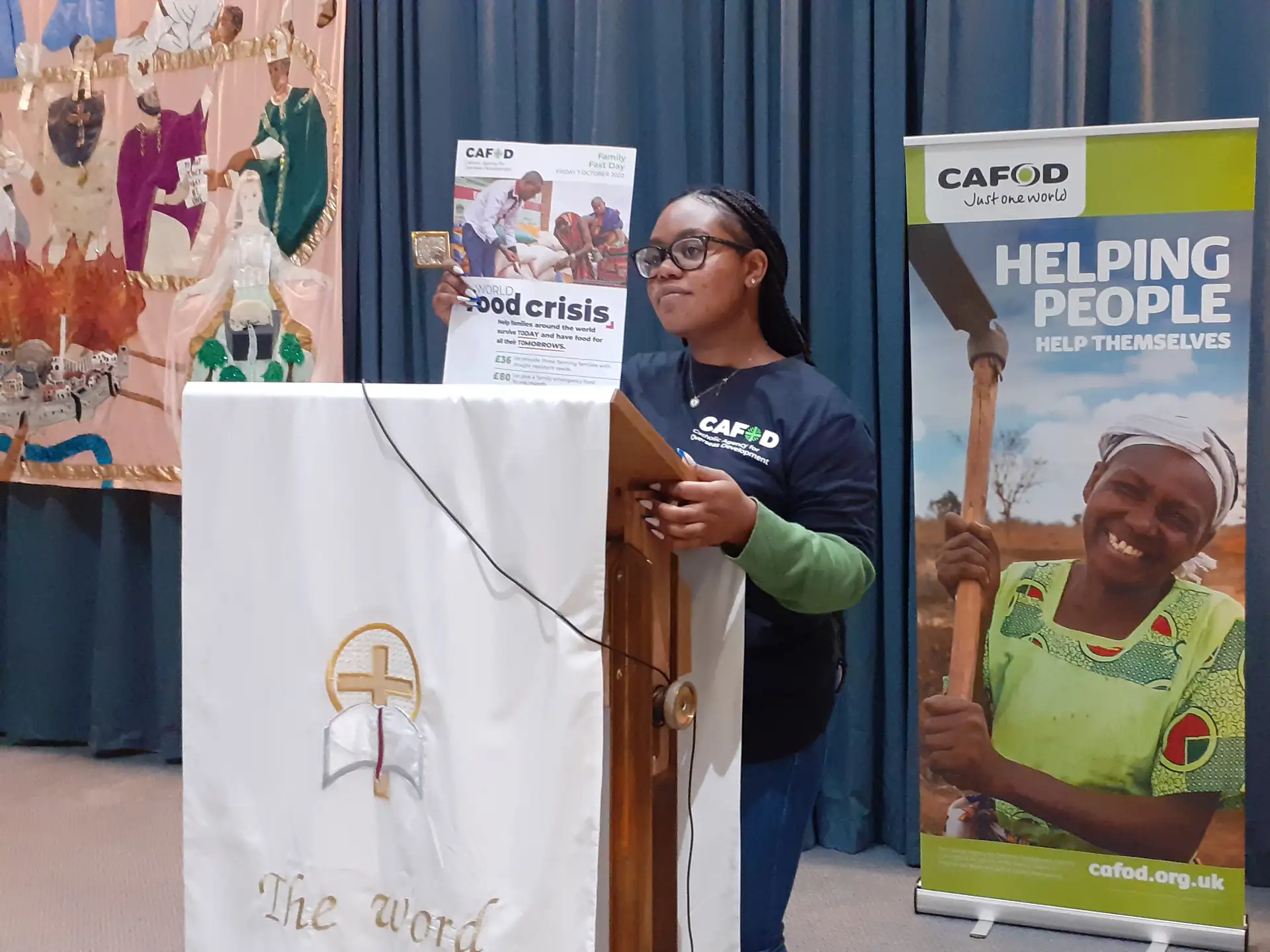 UK - Volunteers - Roxinne