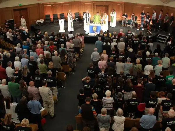 London - The Time is Now - Mass