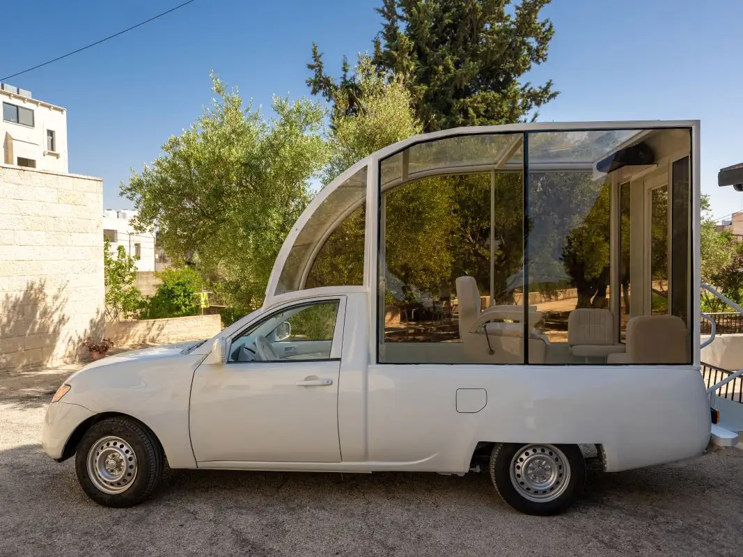 Former Popemobile unveiled as mobile clinic for Gaza’s children